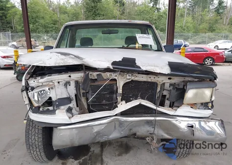 1997 Ford F-250 Xl z USA, uszkodzony, nr VIN 3FTHF25H1VMA16742